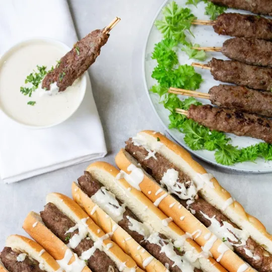 Bayt Elmoazz Resturant & Café